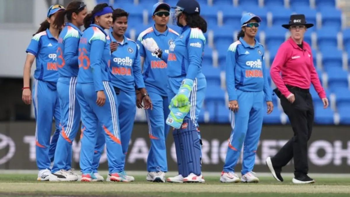 India Women Suffer Series Whitewash After 185-Run Defeat Against Australia In 3rd ODI Indian women's players against Australia in the 3rd ODI