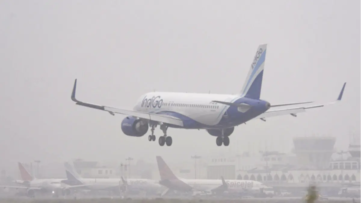 Delhi Dust Storm Disrupts Air Travel: 15 Flights Diverted, Several Delayed at IGI Delhi Dust Storm Disrupts Air Travel: 15 Flights Diverted, Several Delayed at IGI