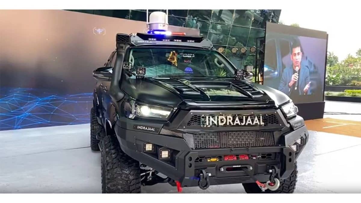republicworld.com - Asian News International - India's First AI Anti-Drone Patrol Vehicle Launched to Shield Borders