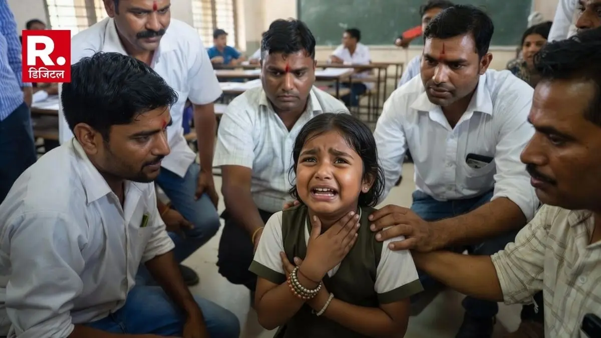 UP: बदायूं में 5 साल की बच्ची ने स्कूल में निगल लिया ब्रेसलेट का मोती, तड़प-तड़प कर निकल गई जान; मां का रो-रोकर बुरा हाल Infant dies a painful death in budaun after pearl gets stuck in his throat while playing