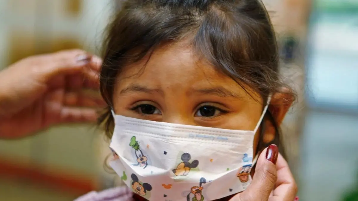 Children Forced To Share Single Bed As Rising Influenza Cases Overwhelm Hospitals In Pakistan's Khyber Pakhtunkhwa