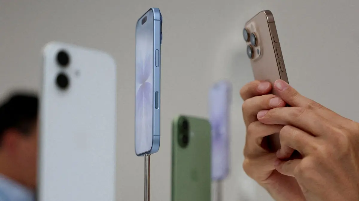 Bringing an iPhone From the US to India Is Getting Cheaper: Here's Why iphones