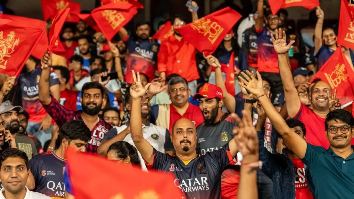 IPL 2025 FINAL: RBC fans at Narendra Modi Stadium
