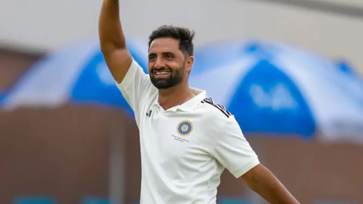 ipl auction 2026 auqib nabi dar delhi capitals by 8 crore and 40 lakh from jammu kashmir