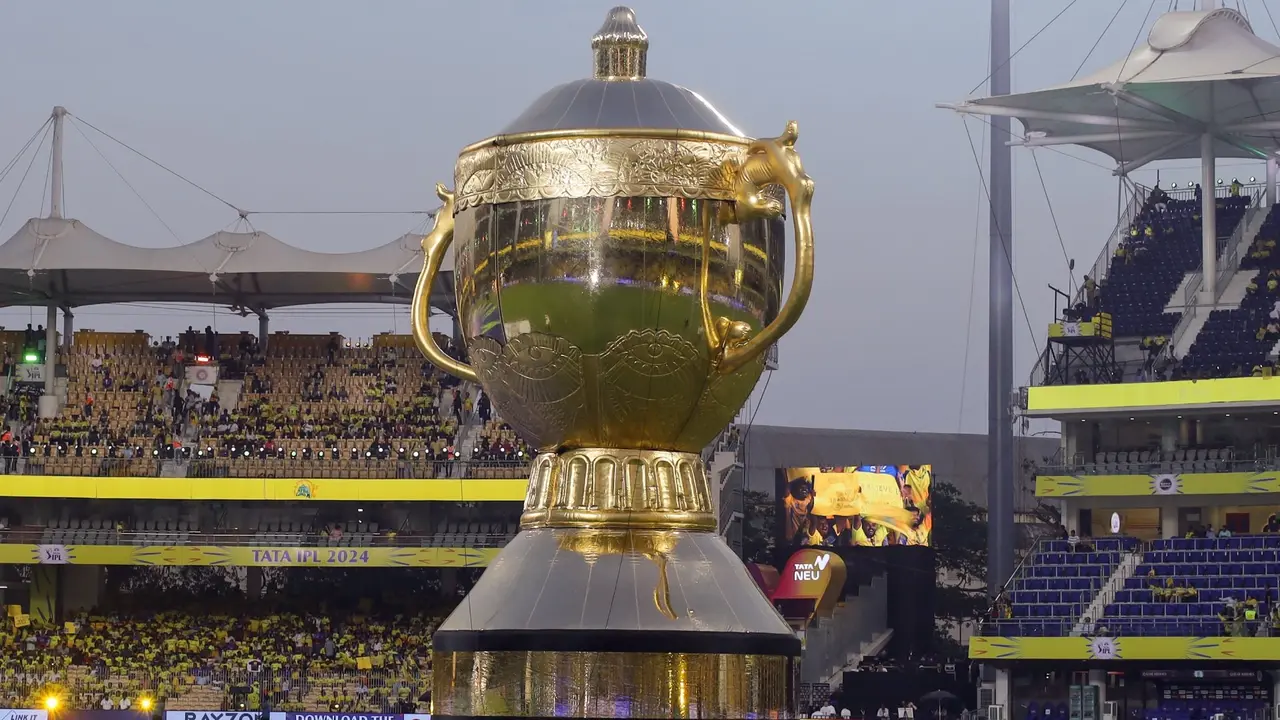 IPL trophy