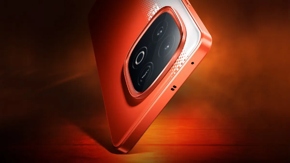 iQOO 15 Ultra With 6.85-inch Display, 50MP Camera Leaked: More Details Here