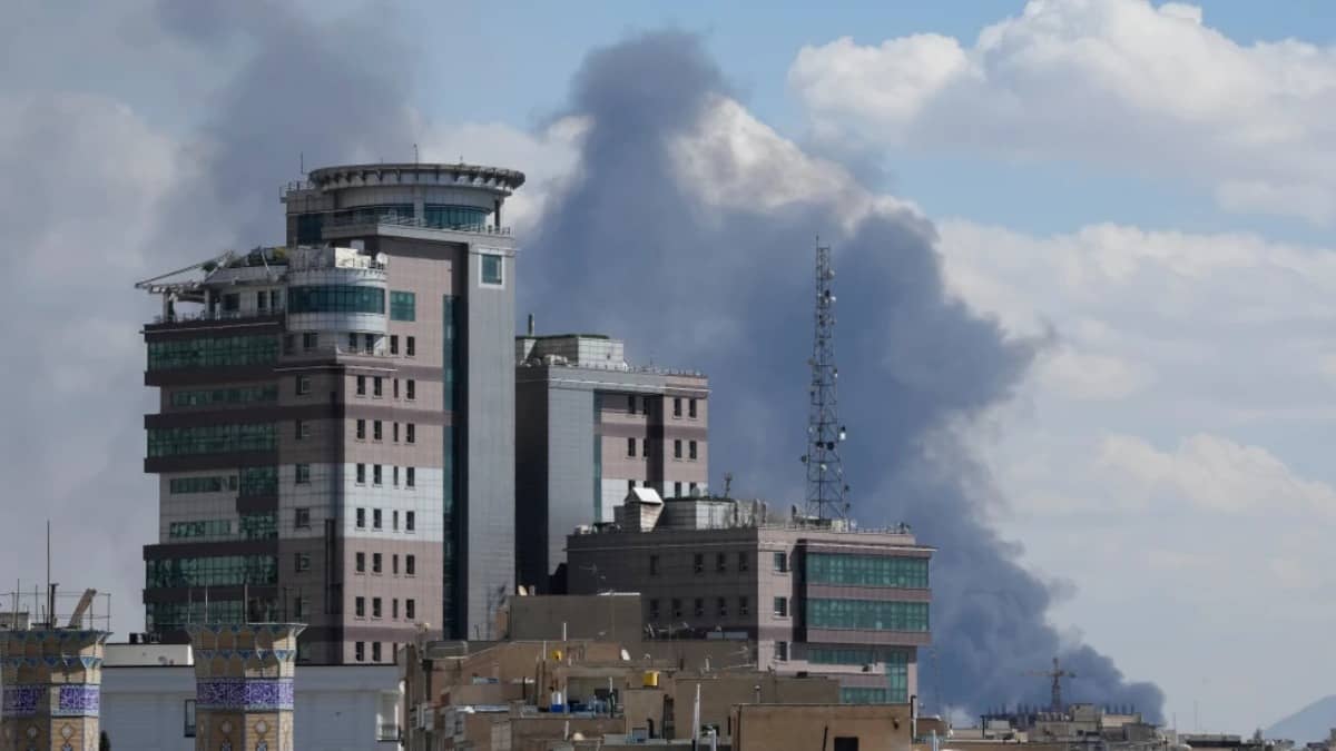 अबू धाबी में इजरायली दूतावास पर ईरान का बड़ा ड्रोन हमला, स्टेट मीडिया ने किया कन्फर्म