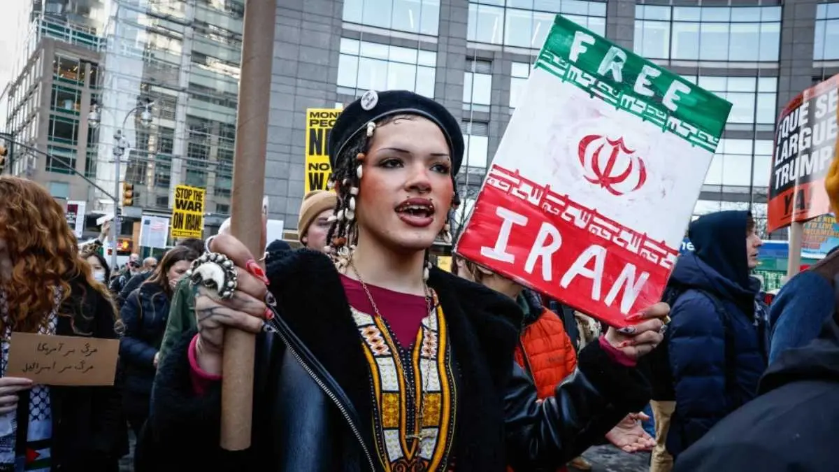 Israel Hacked Iranian Prayer App, Sent Notifications To Urge Revolutionary Guards To Defect Israel Hacked Iranian Prayer App, Sent Notifications To Urge Revolutionary Guards To Defect