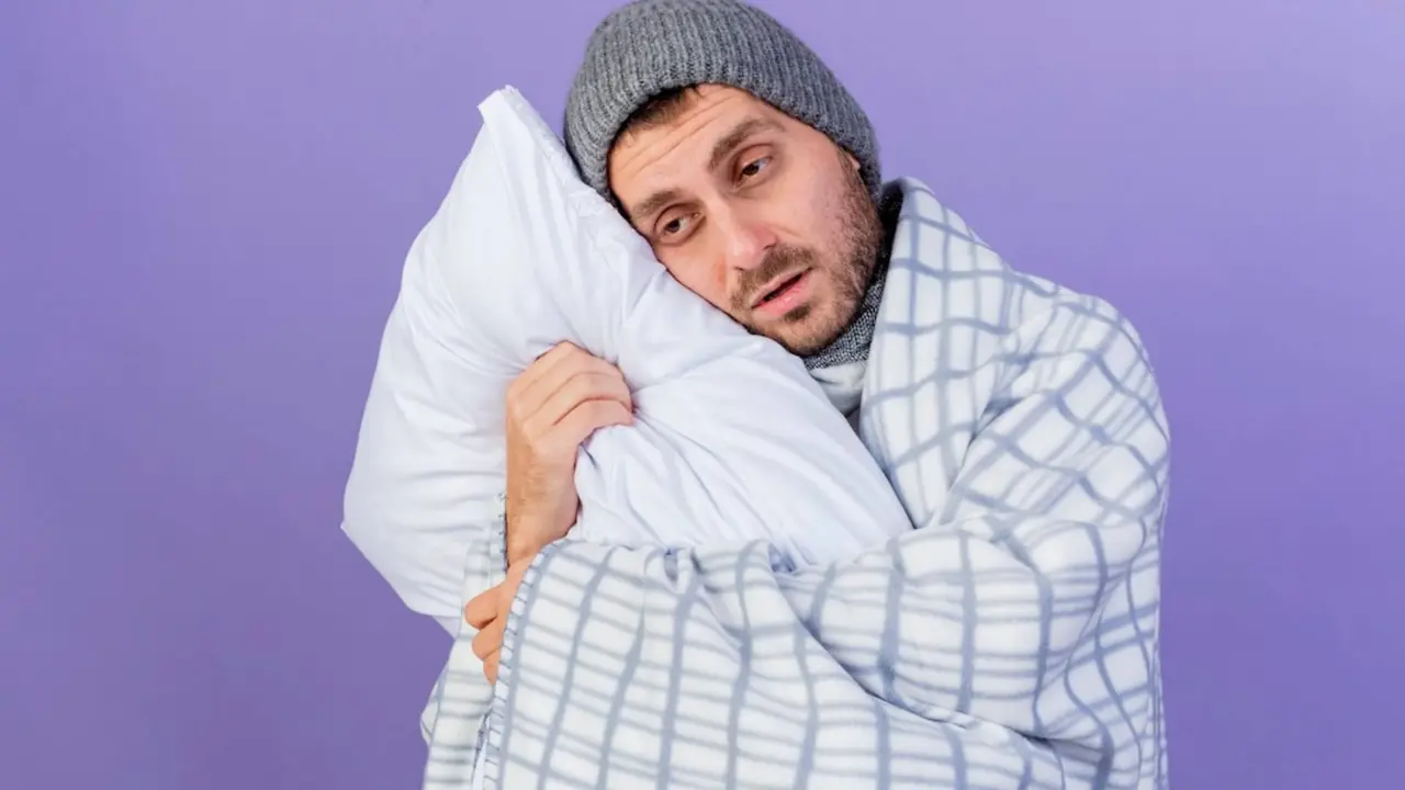 Is it okay to cover your head while sleeping