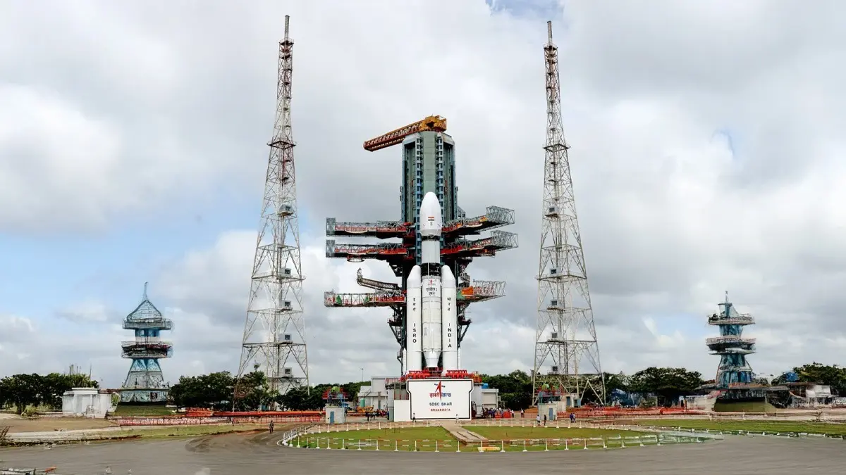 ISRO's Heaviest Launcher LVM3 Rocket Rolls Out To Launch Pad, Gears Up For CMS-03 Satellite Launch On November 2