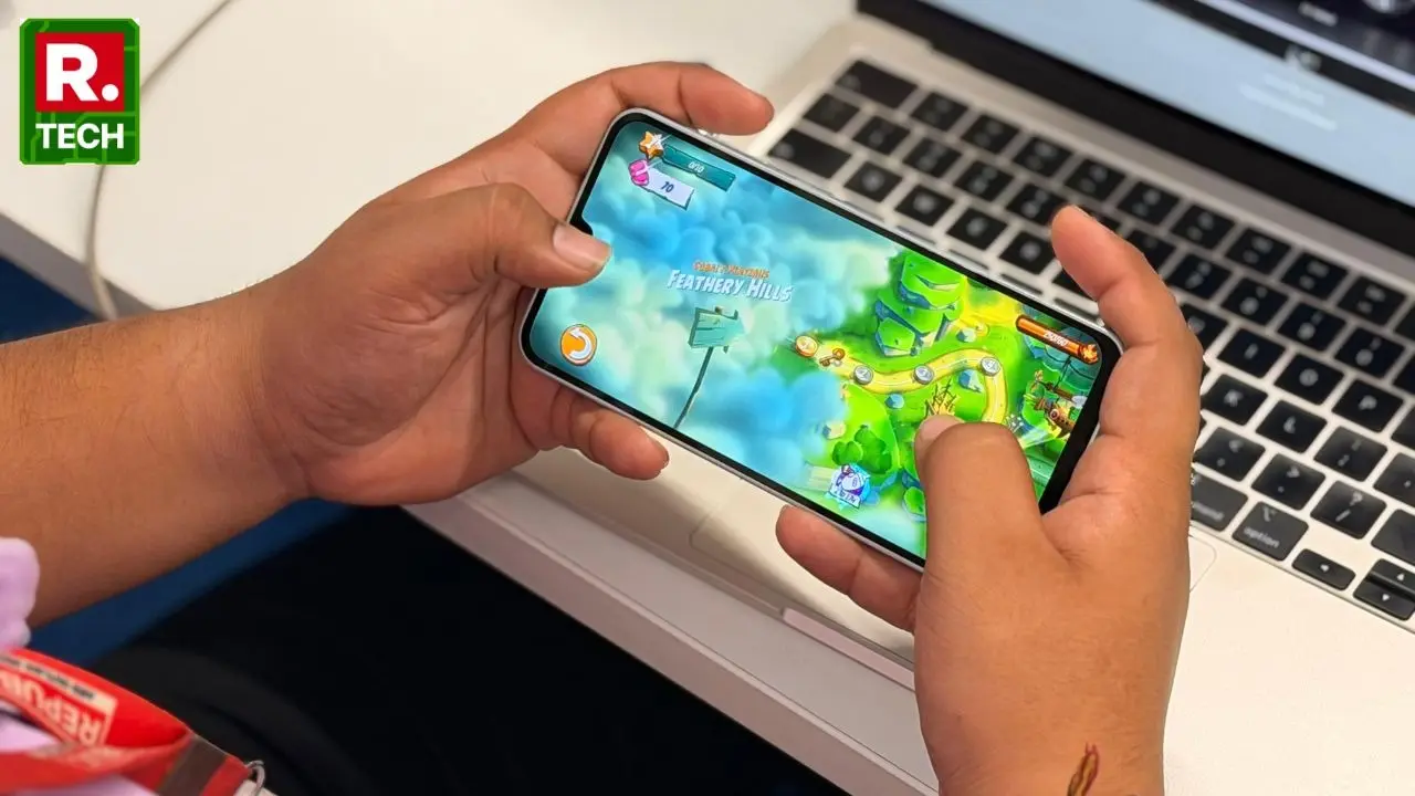Are Online Games/Trends Triggering Suicides Among Kids? Instances We Know It is equipped with an Exynos 1330 chipset, which performed decently on light gaming. Scrolling through social media and multitasking was not an issue.