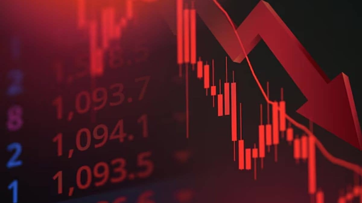 IT stocks in red today. Find out why.