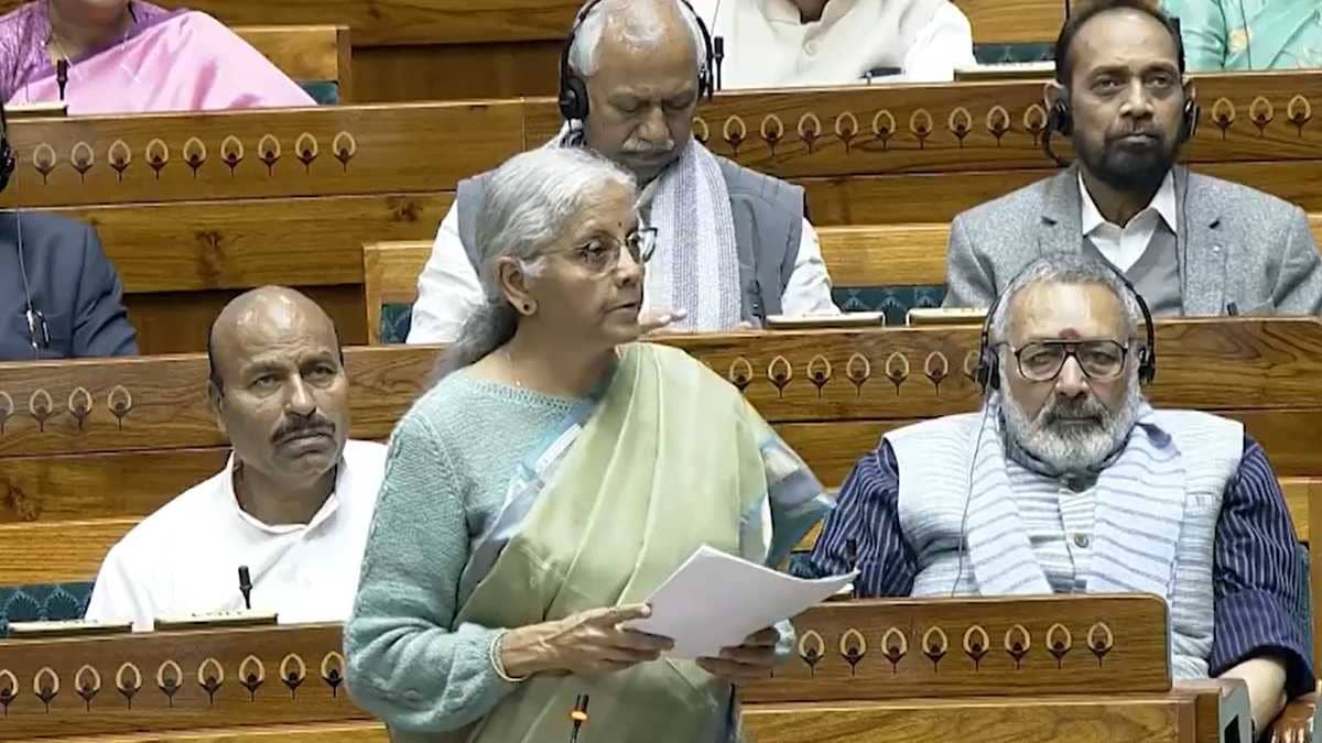 'Itna Paisa States Ko Jayega': Nirmala Sitharaman Debunks States Deprived of Credit Claim 