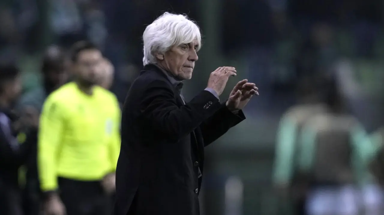 After missing major tournaments for a decade, Greece hires veteran Ivan Jovanovic as head coach After missing major tournaments for a decade, Greece hires veteran Ivan Jovanovic as head coach