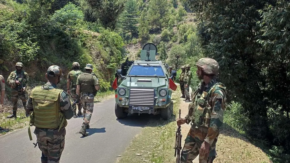 J-K: Encounter Underway Between Security Forces And Terrorists In Kishtwar J-K: Encounter Underway Between Security Forces And Terrorists In Kishtwar