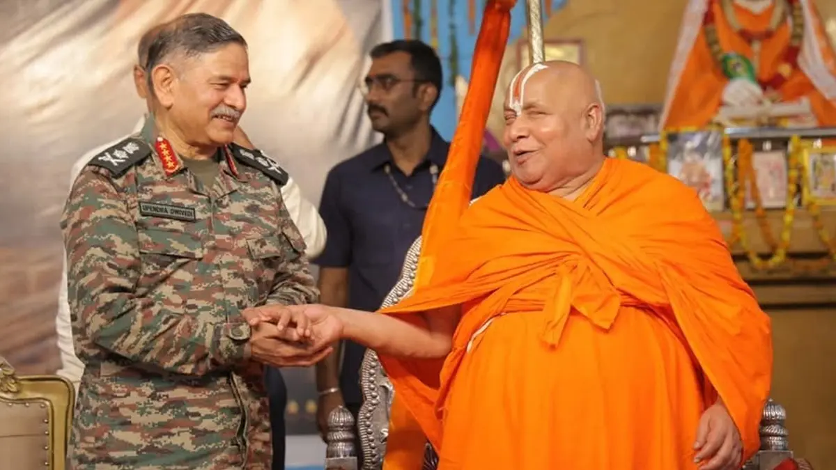Jagadguru Rambhadracharya Asks For PoK As Dakshina From Army Chief