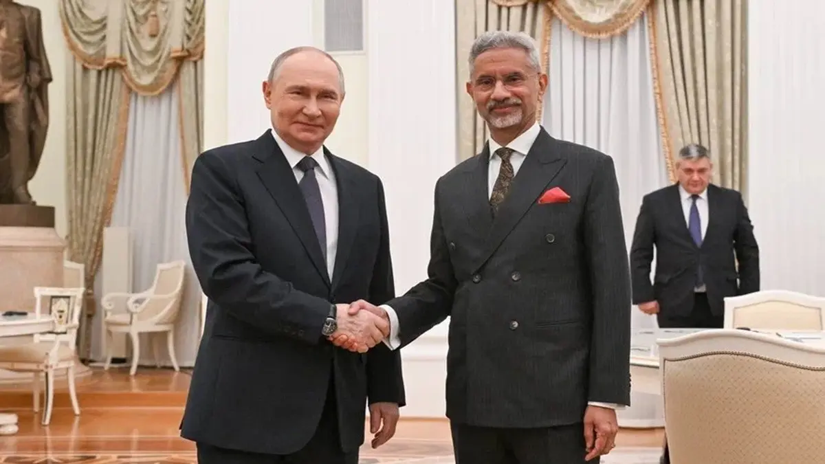 Jaishankar Calls On Putin In Moscow, Delivers PM Modi’s Greetings Ahead Of Annual Summit