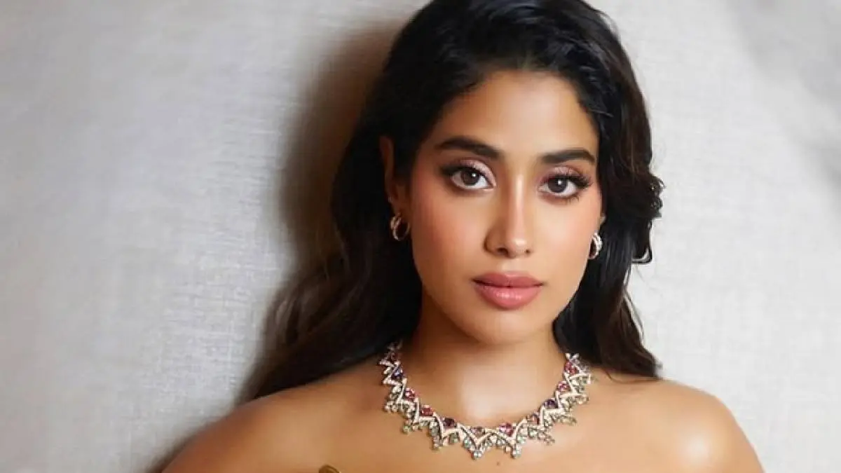 ‘ये सबसे बुरा है…’; जान्हवी कपूर ने करवाई है Buffaloplasty? एक्ट्रेस का रिएक्शन हुआ वायरल, जानिए क्या होती है ये सर्जरी Janhvi Kapoor on Buffaloplasty Surgery