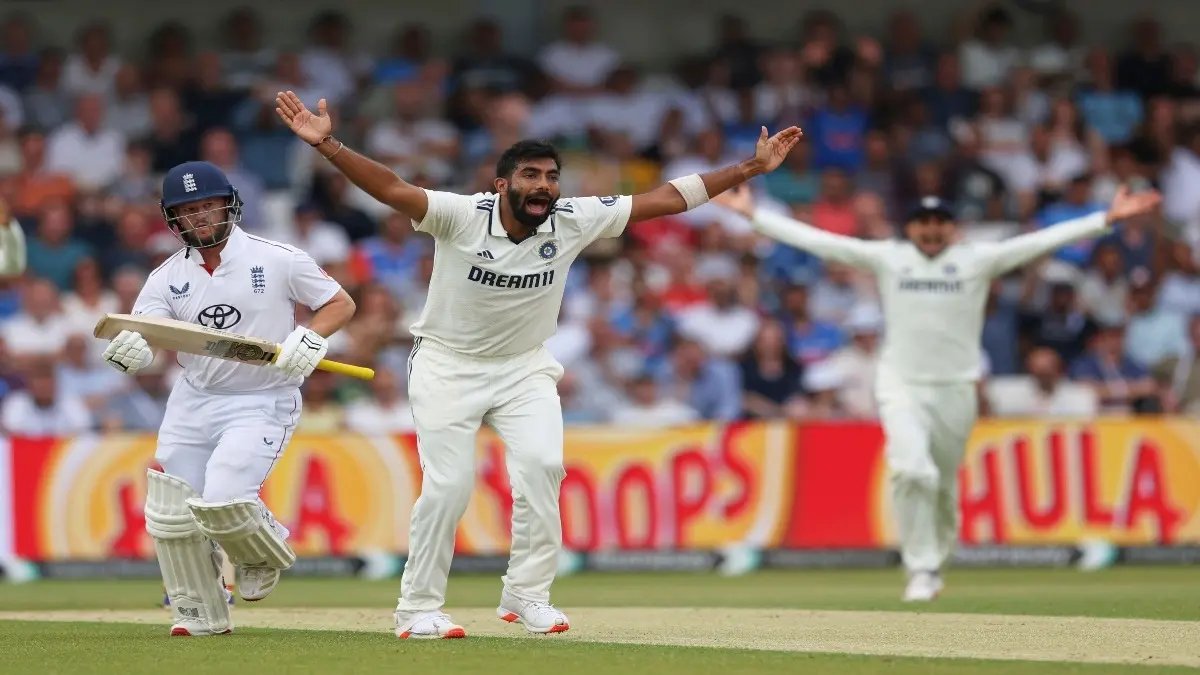 Jasprit Bumrah appeals for a dismissal