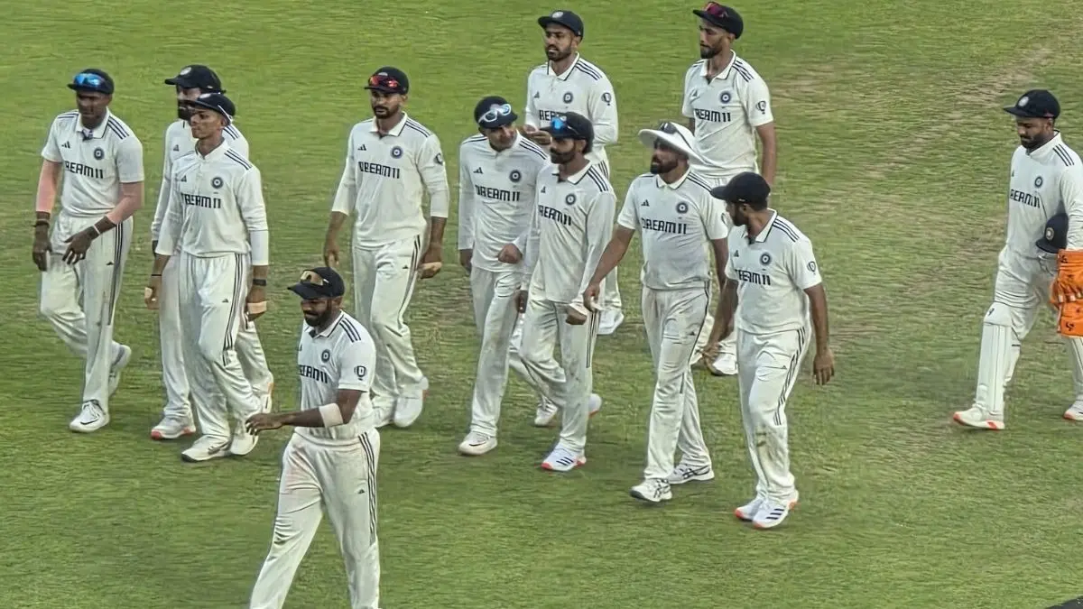 jasprit bumrah takes joe root wicket then traps harry brook but it was no ball india vs England headingley test