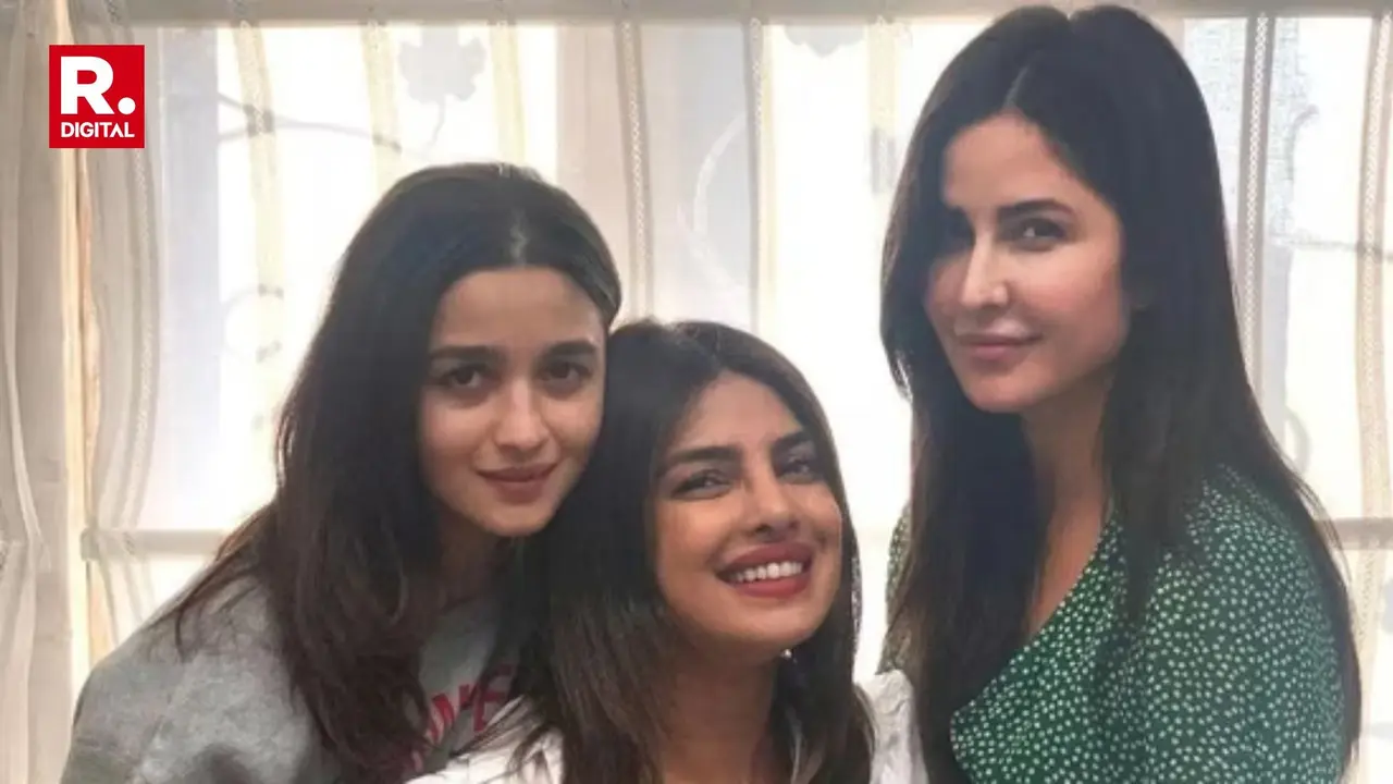 Jee Le Zaraa Not Shelved, Alia Bhatt Reveals When Movie With Katrina Kaif, Priyanka Will Happen Jee Le Zaraa features Alia Bhatt, Katrina Kaif and Priyanka Chopra