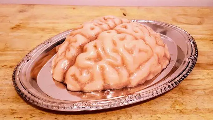 Surprise Your Friends This Halloween With A Spooky Jello Brain Treat Jello Brain Treat