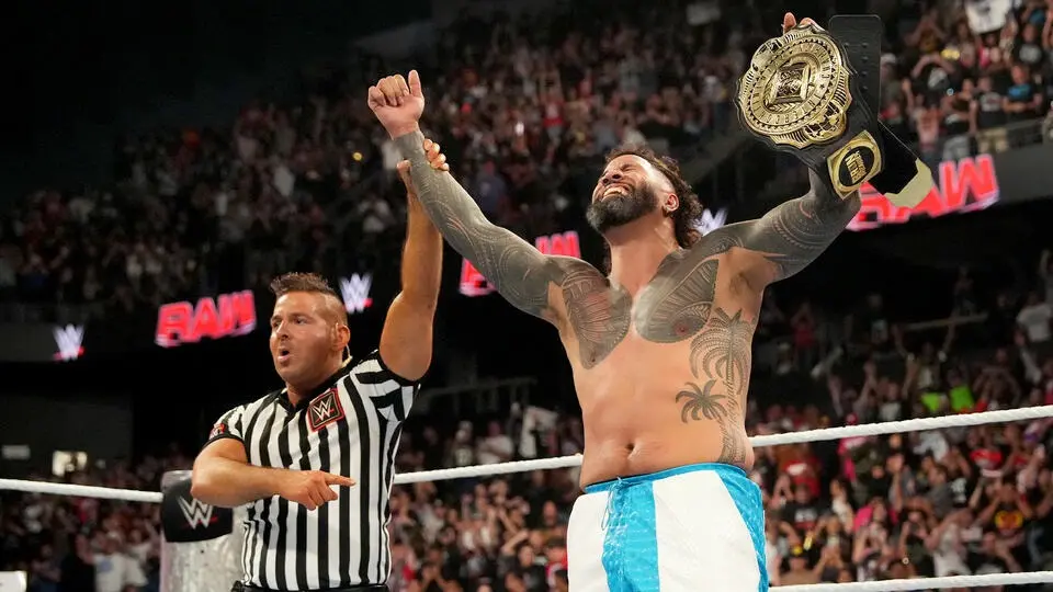 Jey Uso Wins First-Ever Singles Title at WWE RAW, Dethrones Bron Breakker to Become the New IC Champ Jey Uso wins Intercontinental Championship