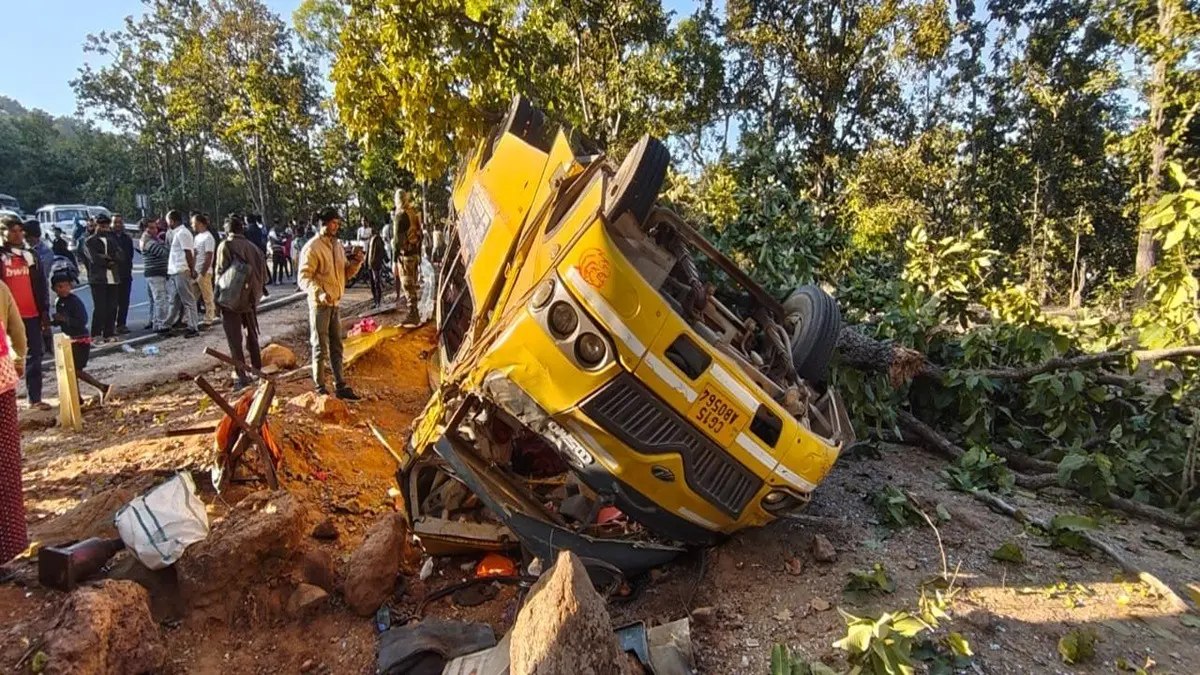 Jharkhand Bus Accident: 5 Killed, 25 Injured As Wedding Guests' Bus Overturns In Mahuadanr