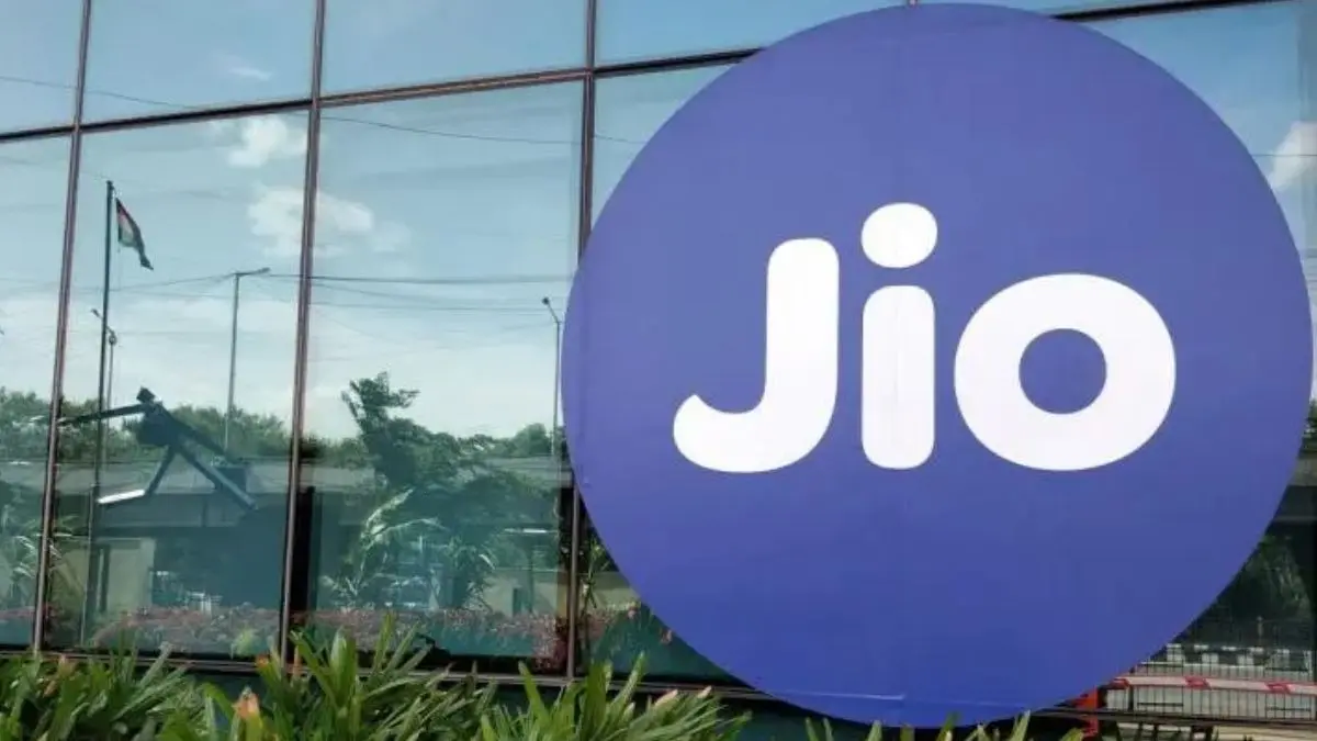Jio Finance introduces fresh features to simplify tax planning and filing.
