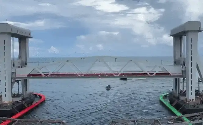 Pamban bridge, India’s First Vertical Lift Sea Bridge