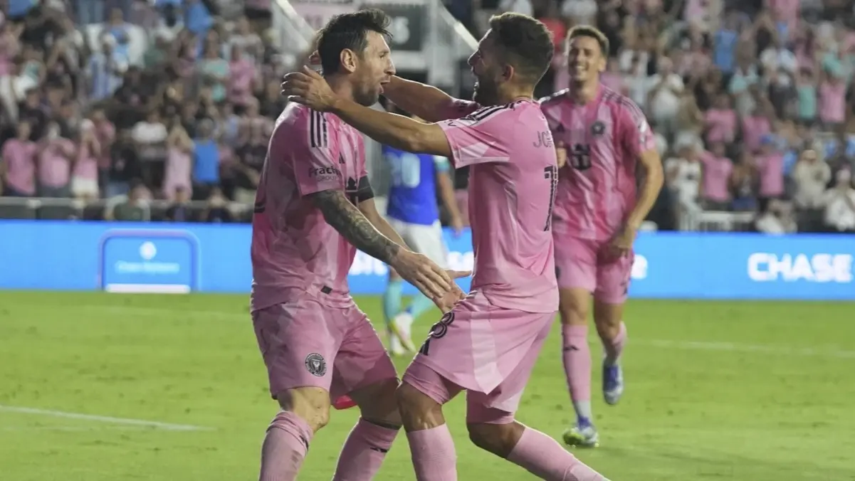 Jordi Alba, Lionel Messi