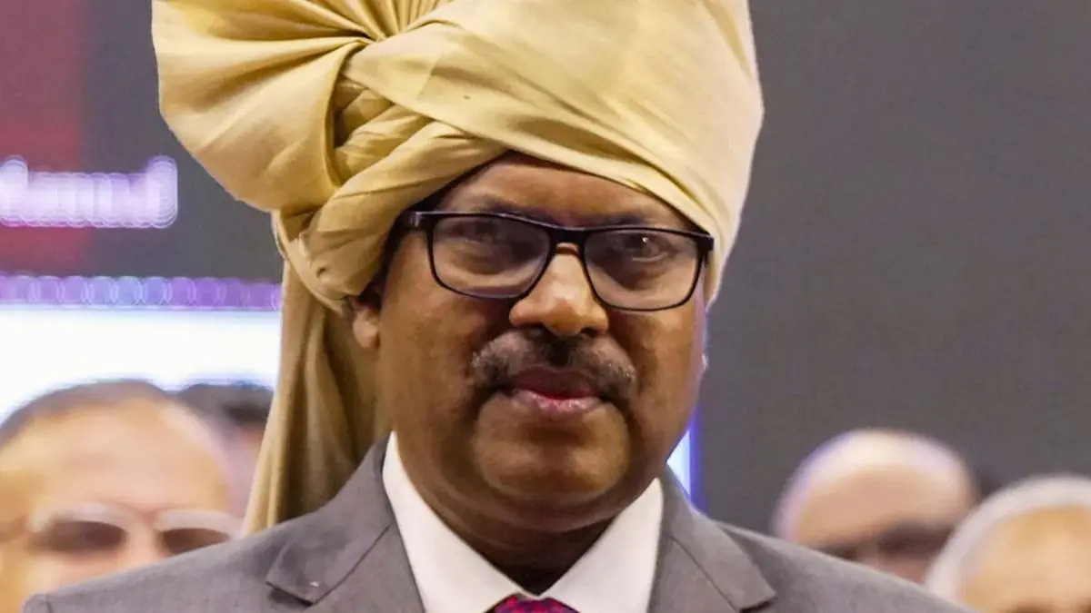 Historic Milestone: Justice BR Gavai Takes Oath As First Buddhist Chief Justice Of India; Know All About His Inspiring Journey Justice Bhushan Ramkrishna Gavai was sworn in as the 52nd Chief Justice of India.