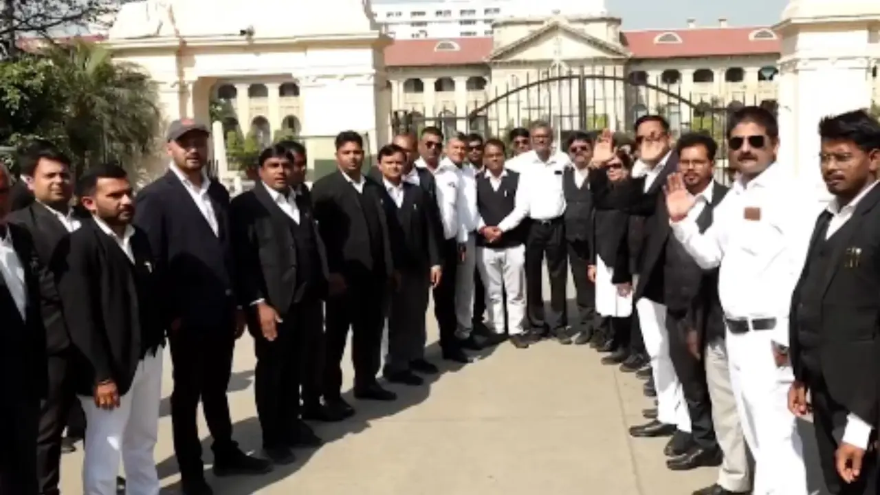 Justice Varma Cash Scandal: Indefinite Strike by Allahabad High Court Lawyers Continues Today | LIVE
