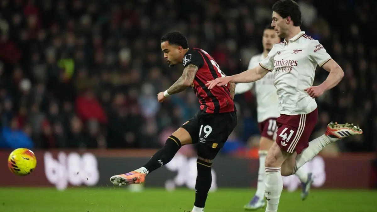 Justin Kluivert against Arsenal
