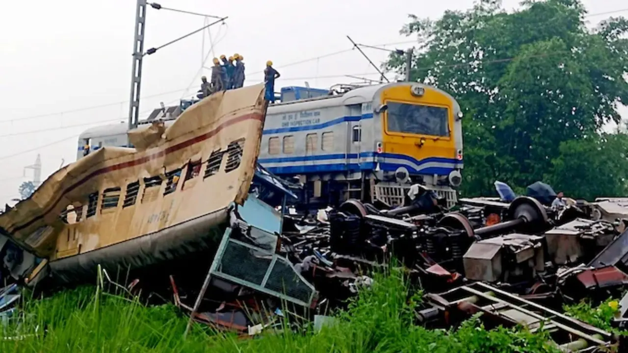 East Central Railway Suspends Issuing of T/A 912: All You Need To Know kanchanjunga train accident