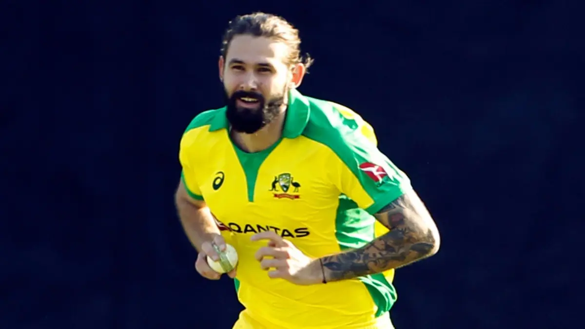 Kane Richardson in action