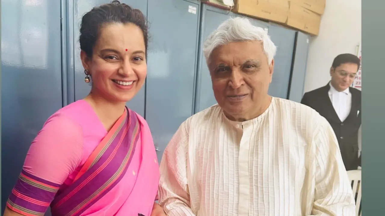 Kangana Ranaut shares photo posing with Javed Akhtar.