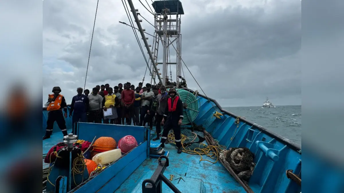Karnataka: Indian Coast Guard Rescues 31 Fishermen In Daring Search And Rescue Operation