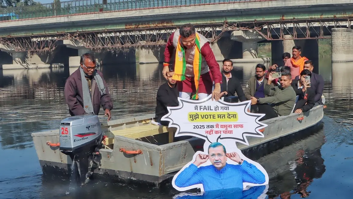 BJP's Parvesh Verma Submerges Kejriwal's Cut-Out In Yamuna Which Reads ‘I Have Failed, Don't Vote For Me’ Kejriwal, Yamuna