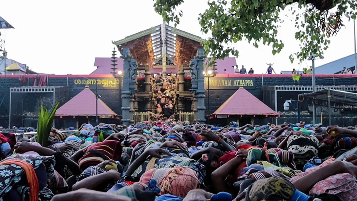 Kerala HC Orders Probe After 33 Temple Staff Named In Sabarimala Ghee Scam, Sets 45 Day Deadline For Report Submission Kerala HC Orders Probe After 33 Temple Staff Named In Sabarimala Ghee Scam, Sets 45 Day Deadline For Report Submission