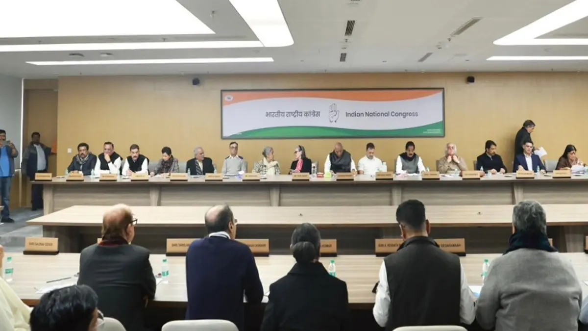 Kharge Flags SIR, Church Attacks; Condemns Hindus Lynching in Bangladesh in CWC Meeting