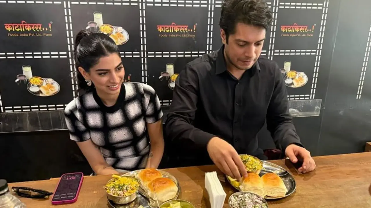 khushi-junaid in pune