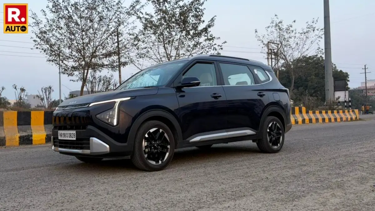 Kia Carens Clavis Review: Balanced but Not Perfect kia carens clavis