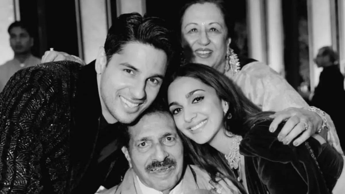 You Welcomed Me With Open Arms: Kiara Advani Pens Emotional Note For Father-in-law After His Demise Kiara Advani's note for her father-in-law
