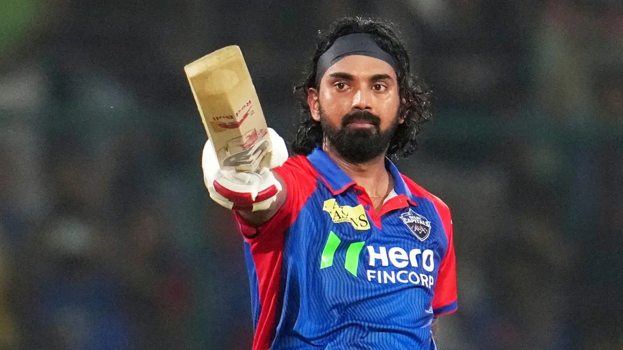 IPL 2025: KL Rahul Delivers A Resolute Century Against Gujarat Titans At Arun Jaitley Stadium, Brings Up His Fifth IPL Ton KL Rahul