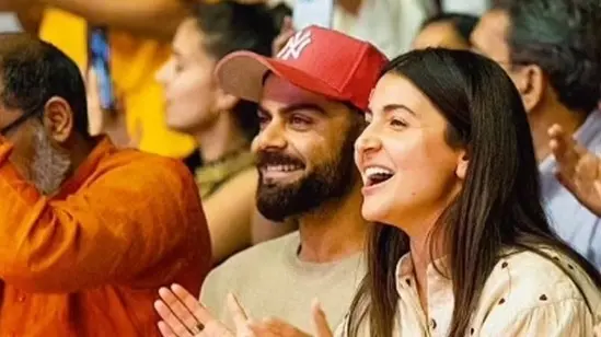 Virat Kohli-Anushka Sharma Attend Krishna Das Kirtan in Mumbai After Loss vs New Zealand | WATCH Kohli attends kirtan