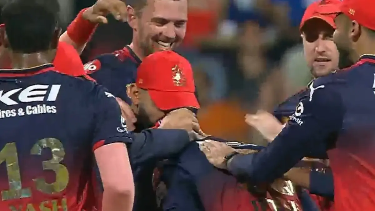 Kohli's celebratory gesture