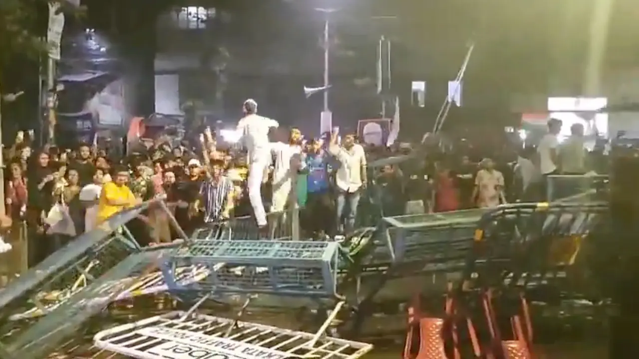 'High Court Has Made Grave Mistake': RG Kar Victim's Father Slams HC Order Transferring Case To CBI, Alleges Conspiracy Kolkata rape murder protest