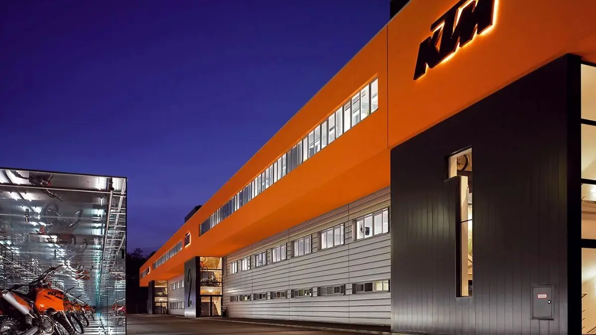 KTM co-owner Bajaj Auto signs approximately Rs 5,250 crores crore loan before funding deadline