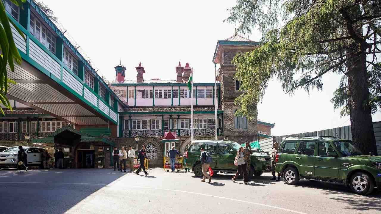 Kullu DC Office Receives Email Threatening To Blow Up Offices, Public Places In Next 24 Hours